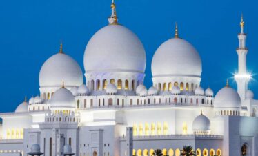 Famous Abu Dhabi Sheikh Zayed Mosque by night
